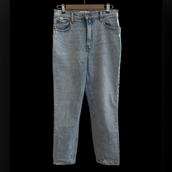 Abercrombie & Fitch 90's Straight ultra High Rise Size 30 - Picture 9 of 10